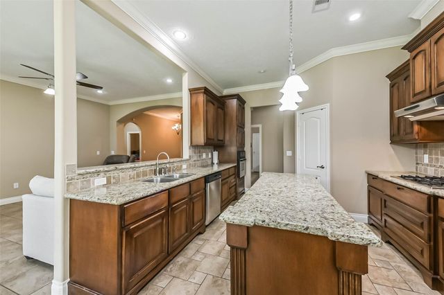 2731 Rapho Street, Crosby, TX 77532