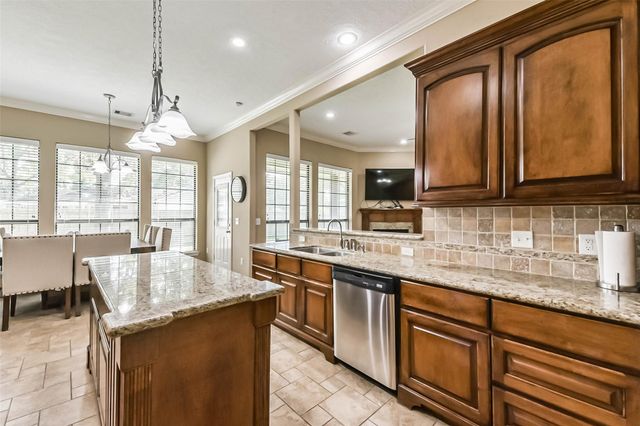 2731 Rapho Street, Crosby, TX 77532