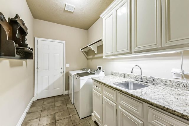 2731 Rapho Street, Crosby, TX 77532