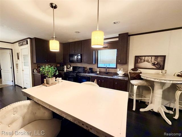 4567 Ashwood, Saginaw, MI 48603