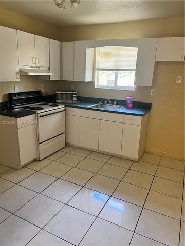 789 NW 55th Ter B, Miami, FL 33127