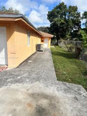 789 NW 55th Ter B, Miami, FL 33127