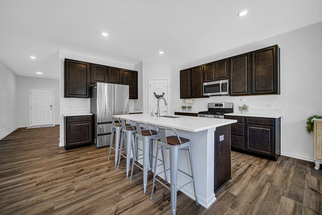 3910 Iron Gate Drive, Valparaiso, IN 46385