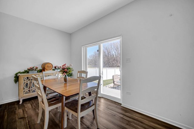 3910 Iron Gate Drive, Valparaiso, IN 46385