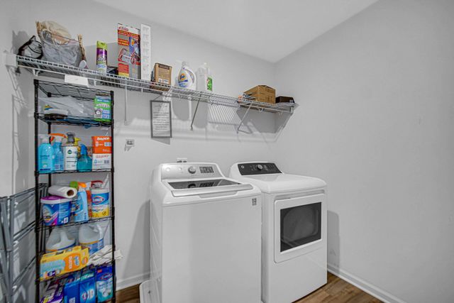 3910 Iron Gate Drive, Valparaiso, IN 46385