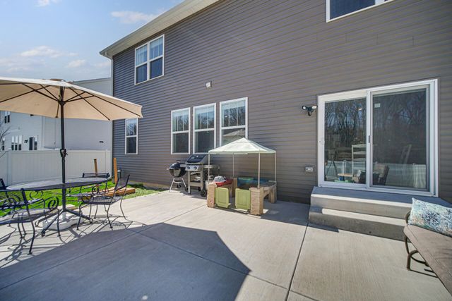 3910 Iron Gate Drive, Valparaiso, IN 46385