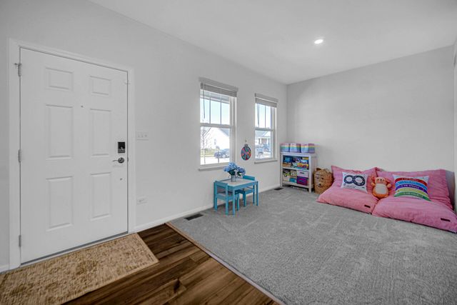 3910 Iron Gate Drive, Valparaiso, IN 46385