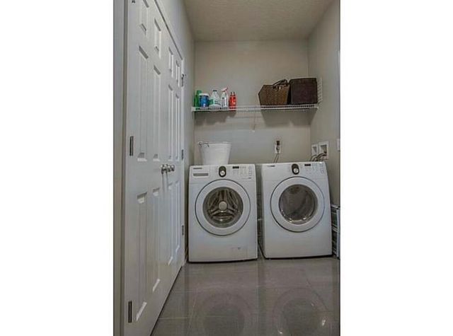 5310 Ladywood Knoll Place, Indianapolis, IN 46226