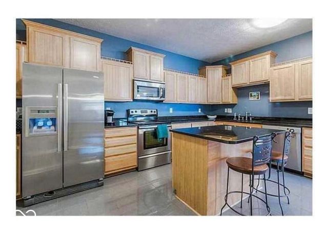 5310 Ladywood Knoll Place, Indianapolis, IN 46226