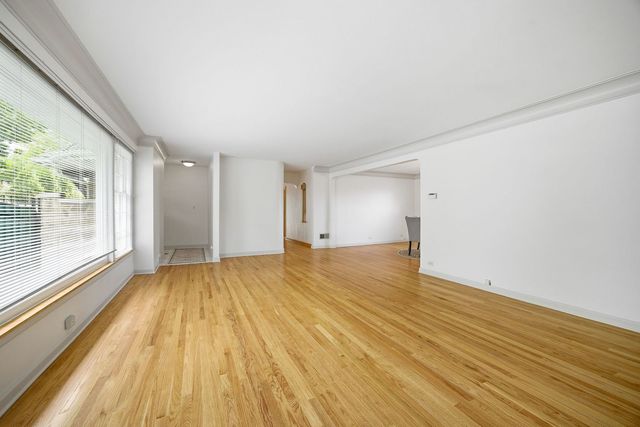 1758 N Natoma Avenue, Chicago, IL 60707