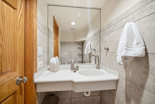 1758 N Natoma Avenue, Chicago, IL 60707