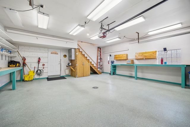 1758 N Natoma Avenue, Chicago, IL 60707