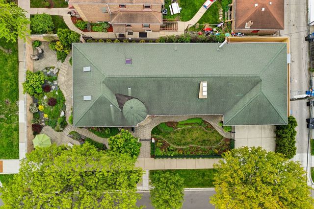 1758 N Natoma Avenue, Chicago, IL 60707