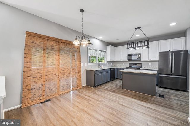 6046 PERSINGER HOUSE CT, Manassas, VA 20112