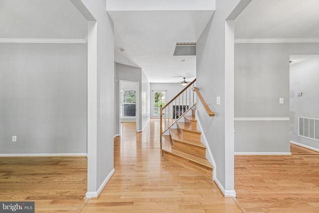 6046 PERSINGER HOUSE CT, Manassas, VA 20112