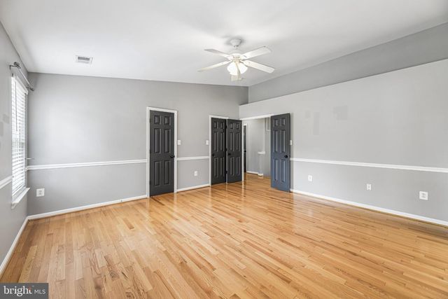 6046 PERSINGER HOUSE CT, Manassas, VA 20112