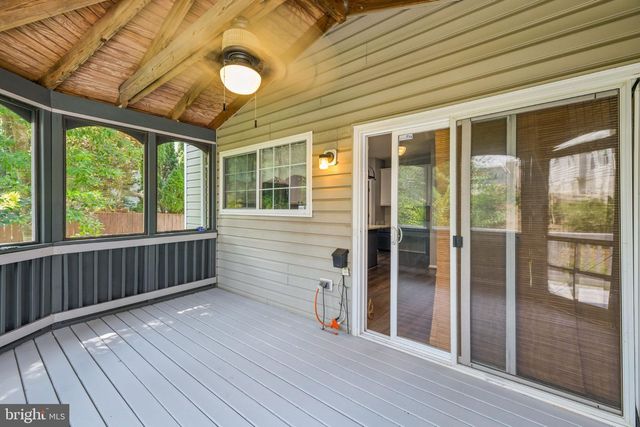 6046 PERSINGER HOUSE CT, Manassas, VA 20112
