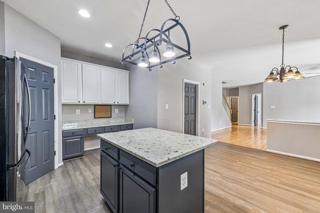 6046 PERSINGER HOUSE CT, Manassas, VA 20112