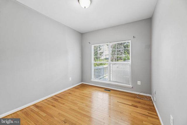 6046 PERSINGER HOUSE CT, Manassas, VA 20112
