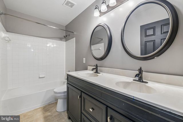 6046 PERSINGER HOUSE CT, Manassas, VA 20112
