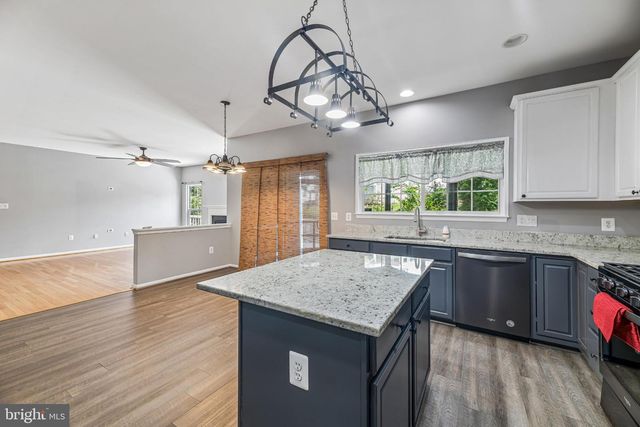 6046 PERSINGER HOUSE CT, Manassas, VA 20112