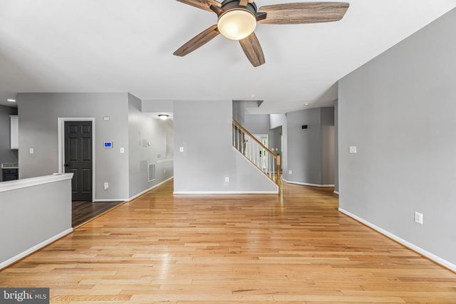 6046 PERSINGER HOUSE CT, Manassas, VA 20112