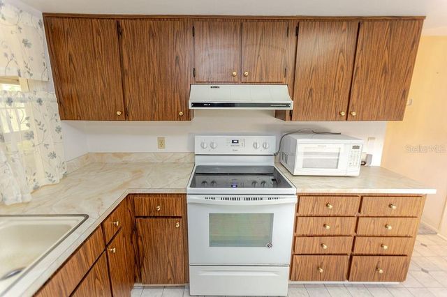 6402 OCEAN PINES LANE, Spring Hill, FL 34606