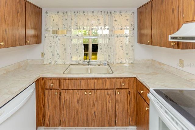 6402 OCEAN PINES LANE, Spring Hill, FL 34606