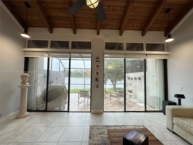 11228 NW 14th Ct, Pembroke Pines, FL 33026