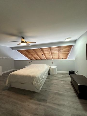 11228 NW 14th Ct, Pembroke Pines, FL 33026