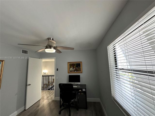 11228 NW 14th Ct, Pembroke Pines, FL 33026