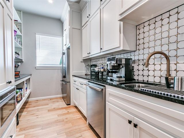 2717 Cherry Glen Drive, Jones, OK 73049