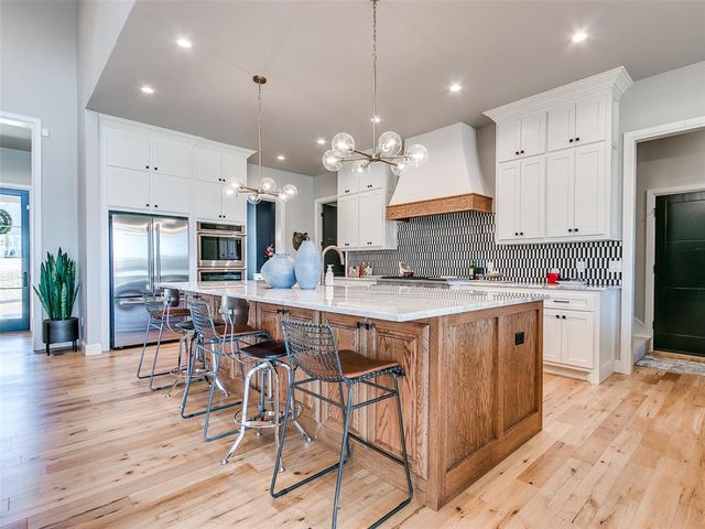 2717 Cherry Glen Drive, Jones, OK 73049