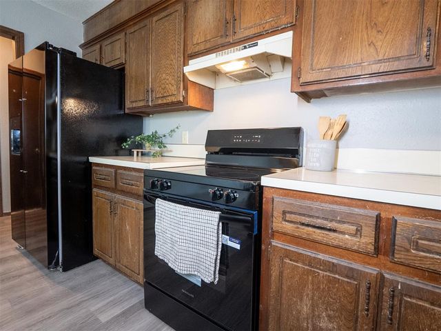 2101 Natchez Drive, Norman, OK 73071