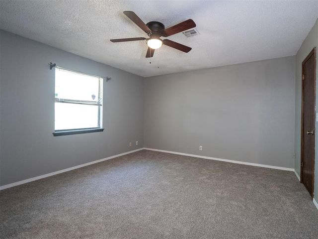 2101 Natchez Drive, Norman, OK 73071