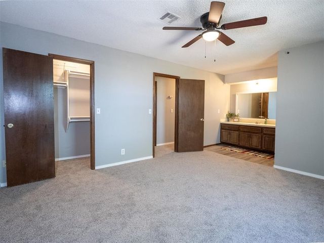 2101 Natchez Drive, Norman, OK 73071