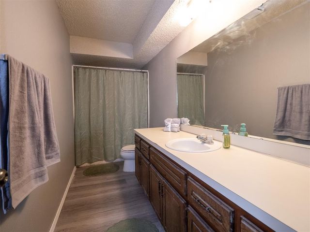 2101 Natchez Drive, Norman, OK 73071