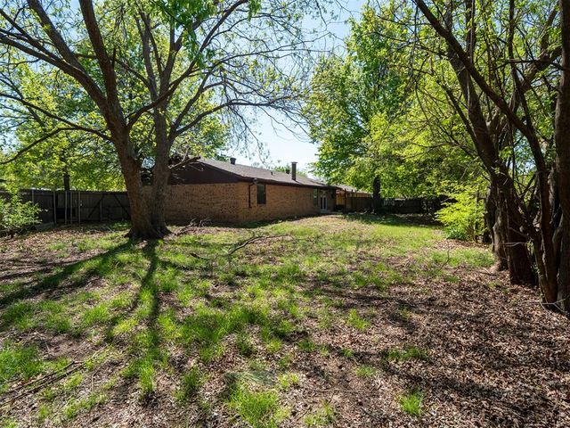 2101 Natchez Drive, Norman, OK 73071