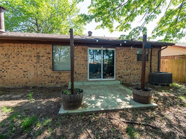 2101 Natchez Drive, Norman, OK 73071