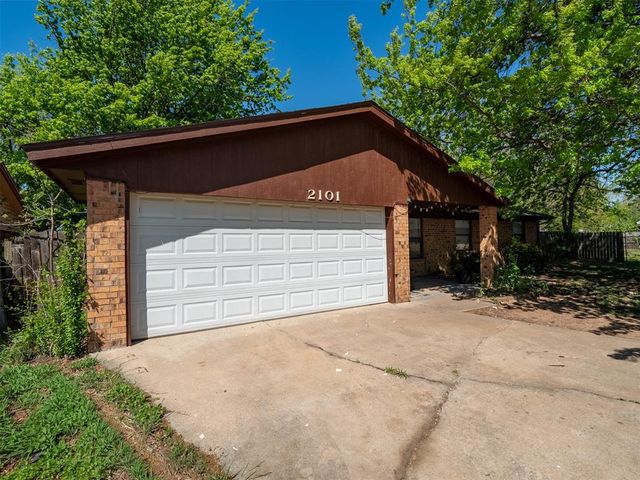 2101 Natchez Drive, Norman, OK 73071