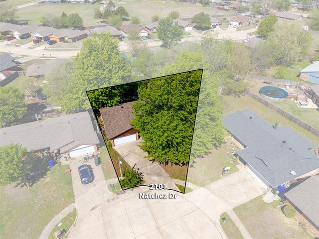2101 Natchez Drive, Norman, OK 73071