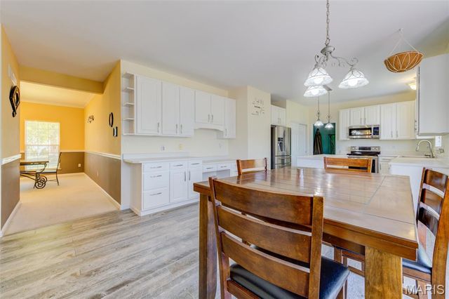 111 Matthews Drive, Wentzville, MO 63385