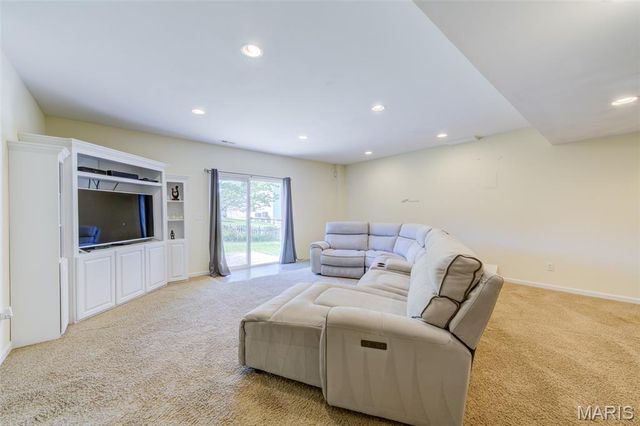 111 Matthews Drive, Wentzville, MO 63385