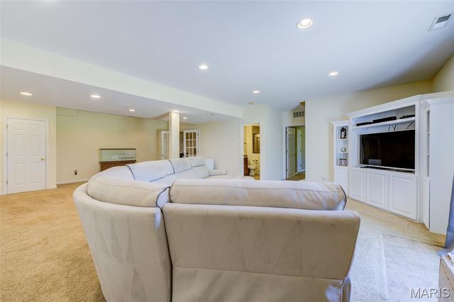 111 Matthews Drive, Wentzville, MO 63385