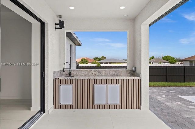 1805 NW 12th, Cape Coral, FL 33993