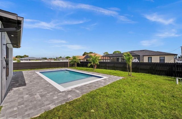 1805 NW 12th, Cape Coral, FL 33993