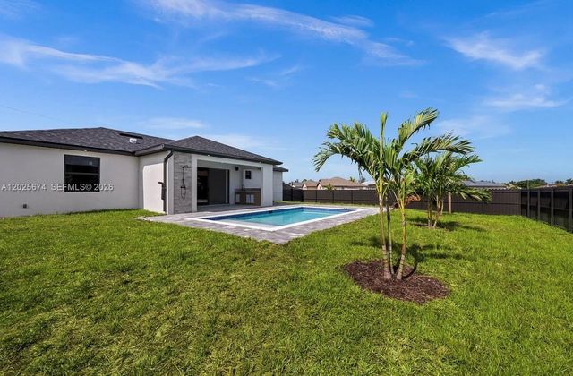 1805 NW 12th, Cape Coral, FL 33993