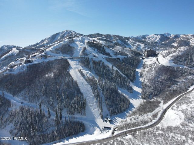 W 3267 Deer Hollow Road 1503, Park City, UT 84060