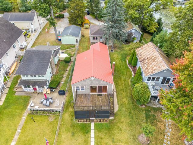 140 Ems W26 Lane, North Webster, IN 46555