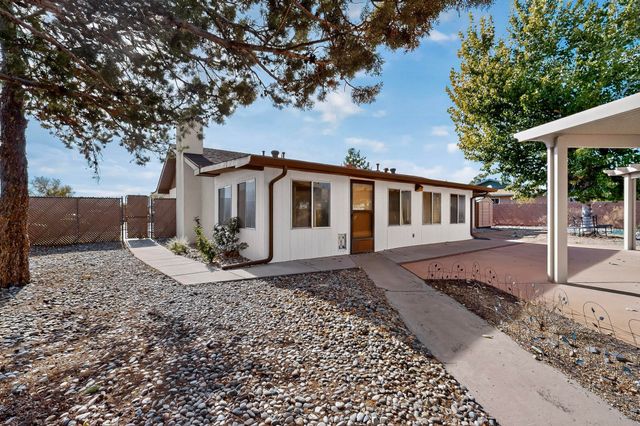 2107 Virgin Wood Road NE, Rio Rancho, NM 87124